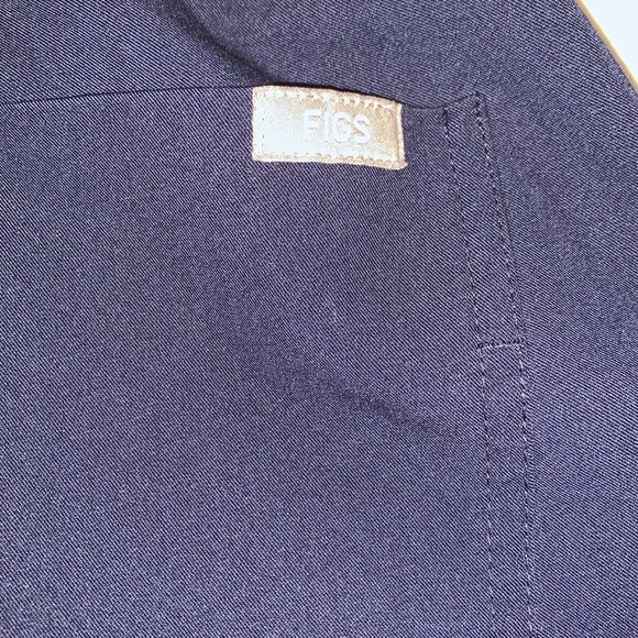 Gently Loved Zamora Technical Collection Joggers by FIGS **Broken Front Zipper** - Picture 8 of 12